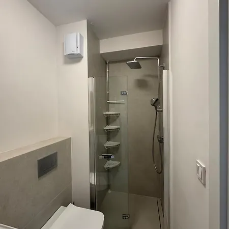 Appartement Stylish & Cozy Stay, Mid-town
